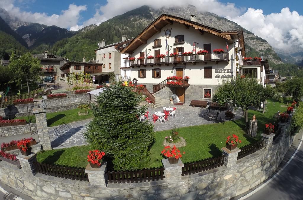 Hotel Des Glaciers Courmayeur Exteriér fotografie