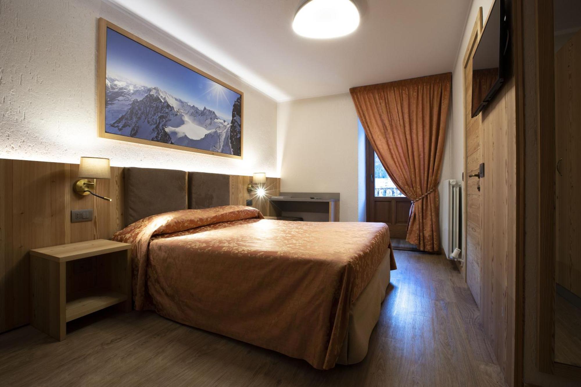 Hotel Des Glaciers Courmayeur Exteriér fotografie