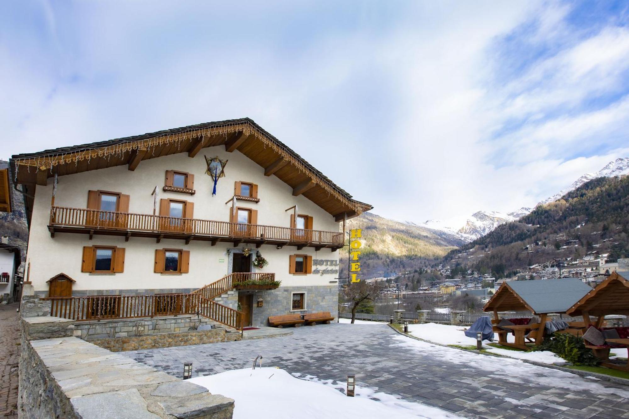 Hotel Des Glaciers Courmayeur Exteriér fotografie