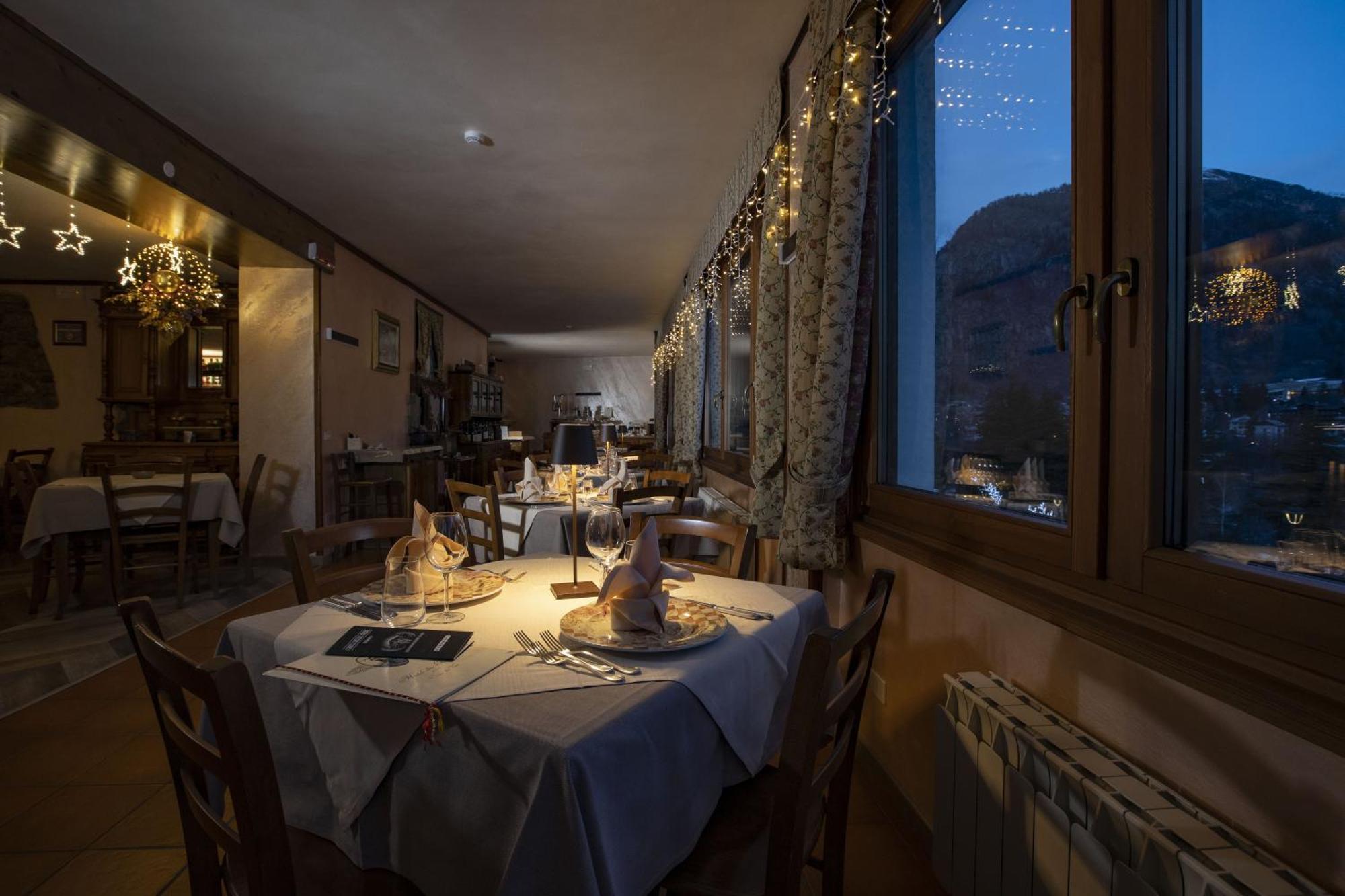 Hotel Des Glaciers Courmayeur Exteriér fotografie