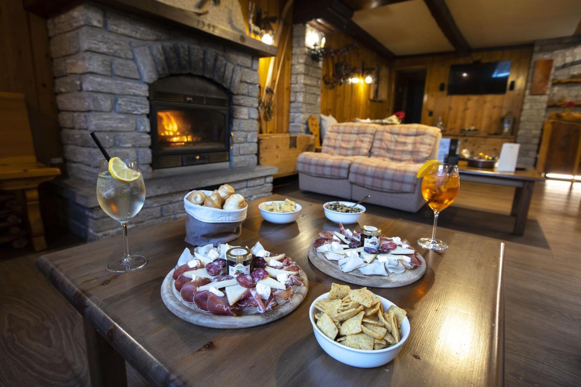 Hotel Des Glaciers Courmayeur Exteriér fotografie