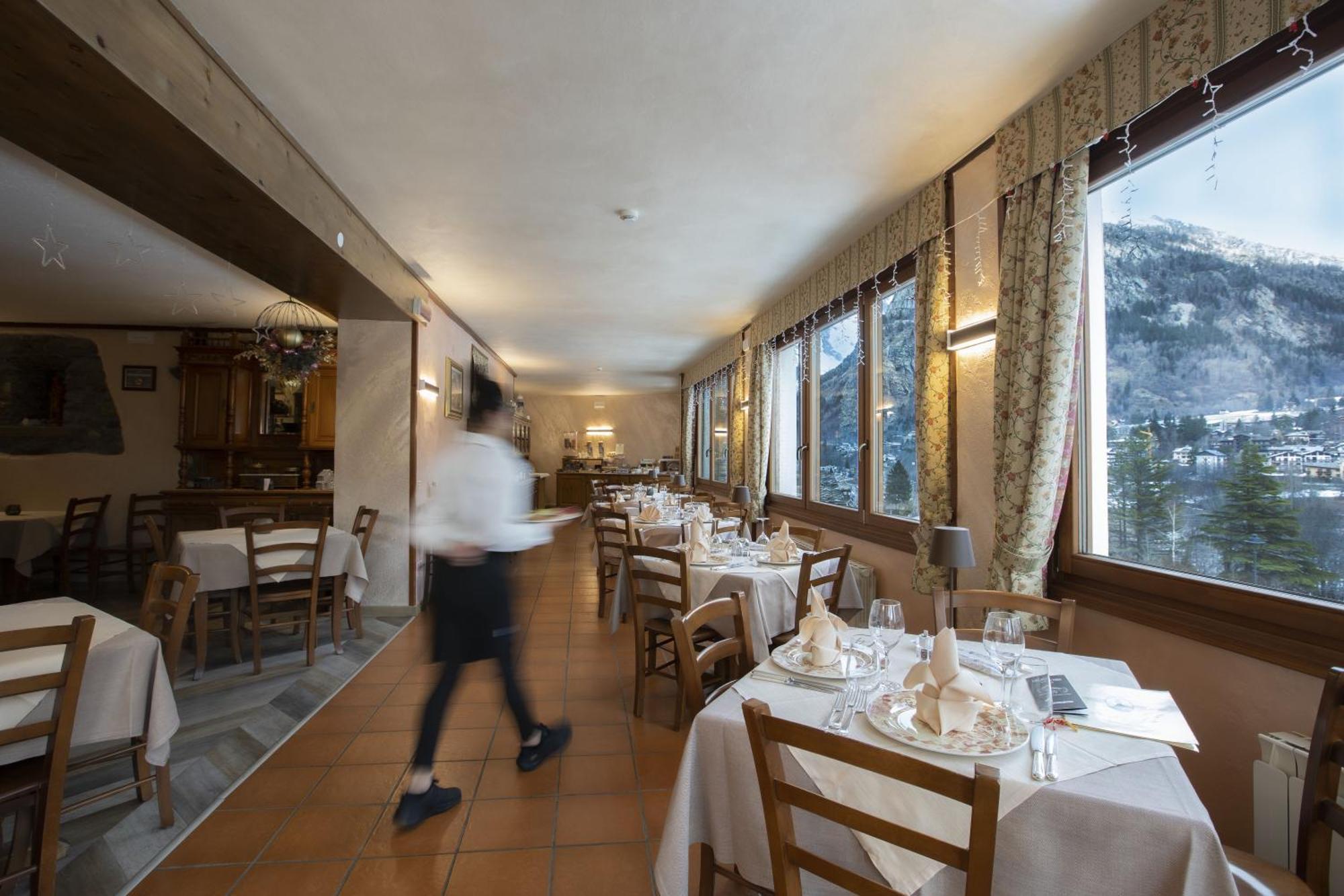 Hotel Des Glaciers Courmayeur Exteriér fotografie